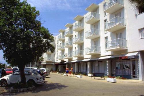 Hotel Adriatic Omišalj Exteriör bild